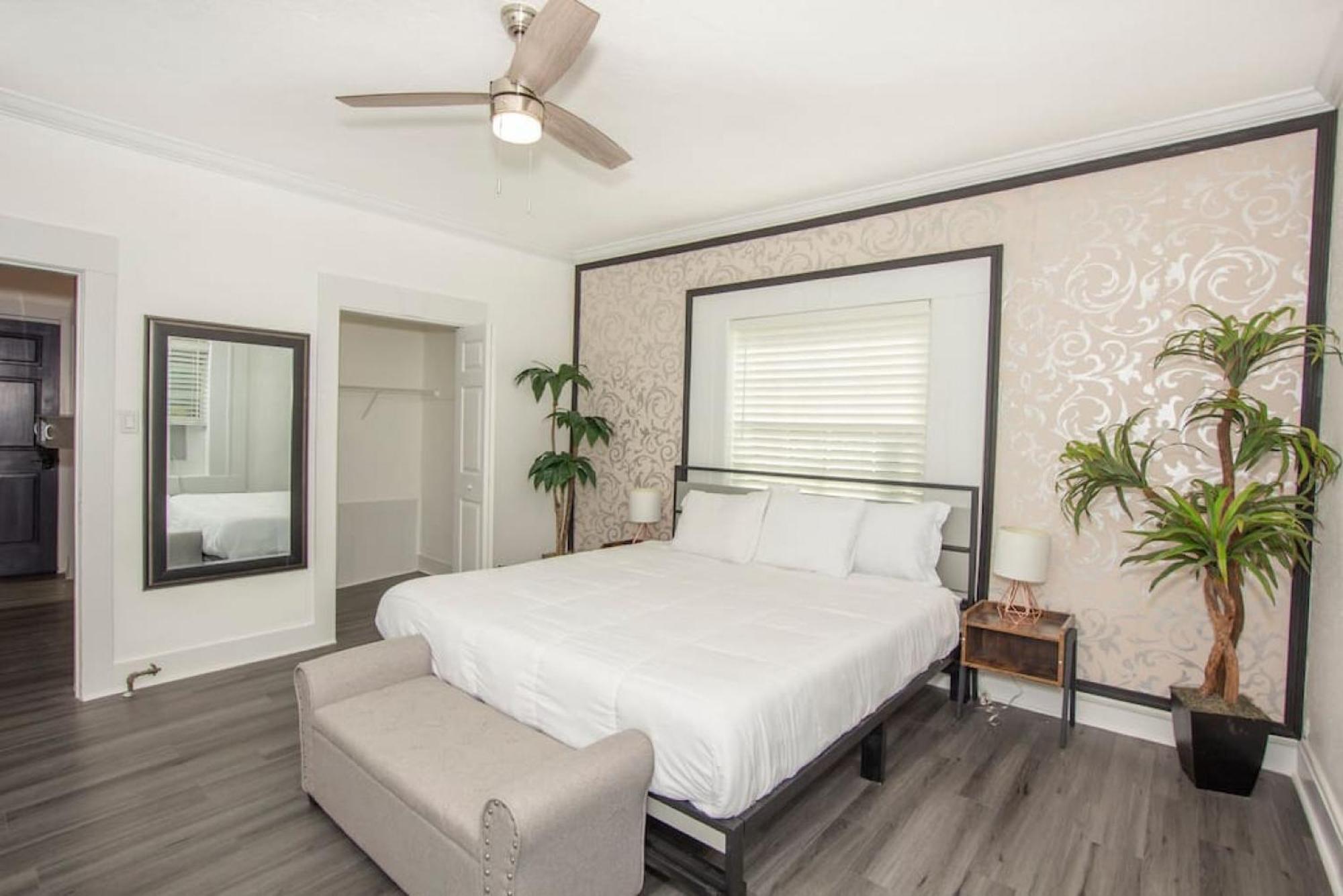 Modern Westshore Apartment Tampa