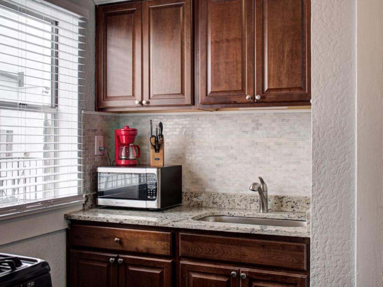 Apartment Modern Westshore