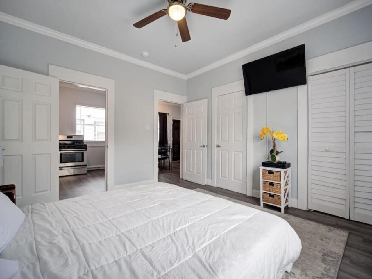 Modern Westshore